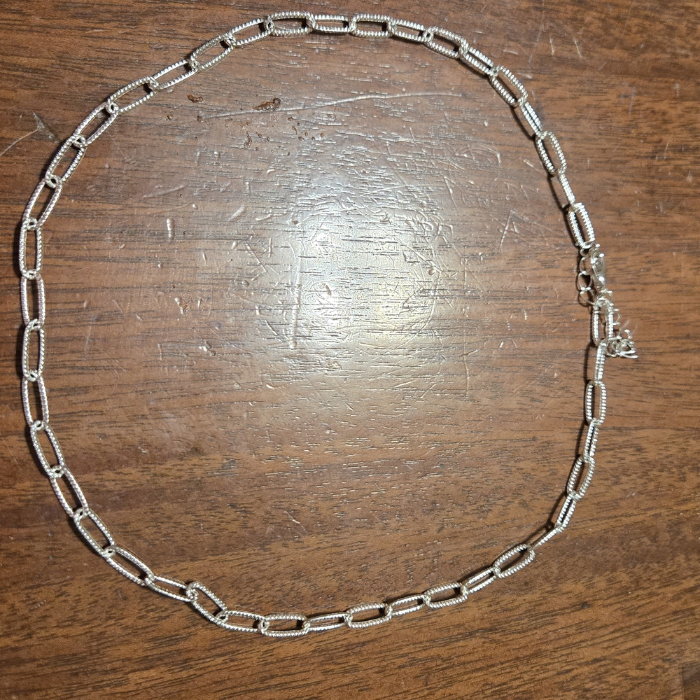Chain Link Silver Plated 16 Inch Necklace Choker Like New